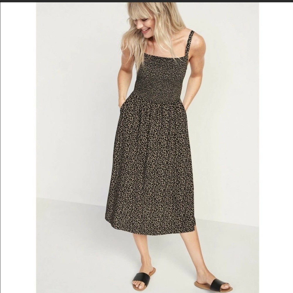 XL Old Navy Smocked Fit & Flare Cami Midi Dress
